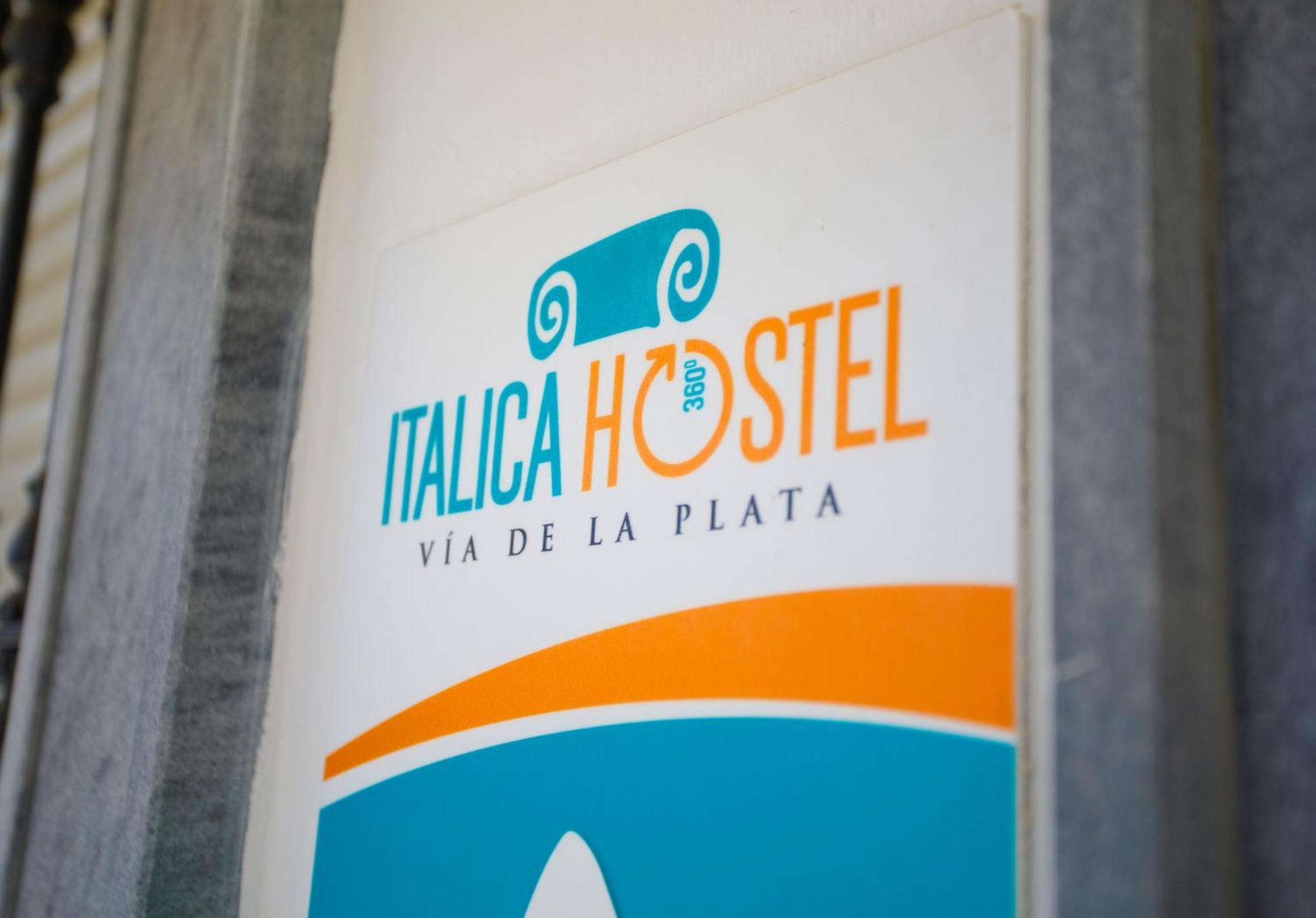 Italica Hostel Santiponce Exteriér fotografie