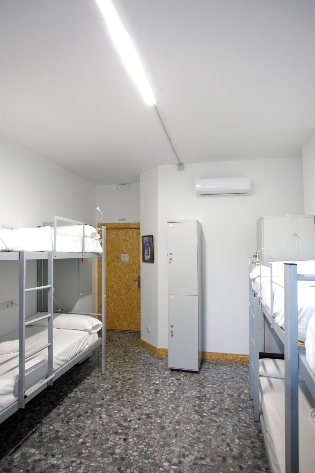 Italica Hostel Santiponce Exteriér fotografie